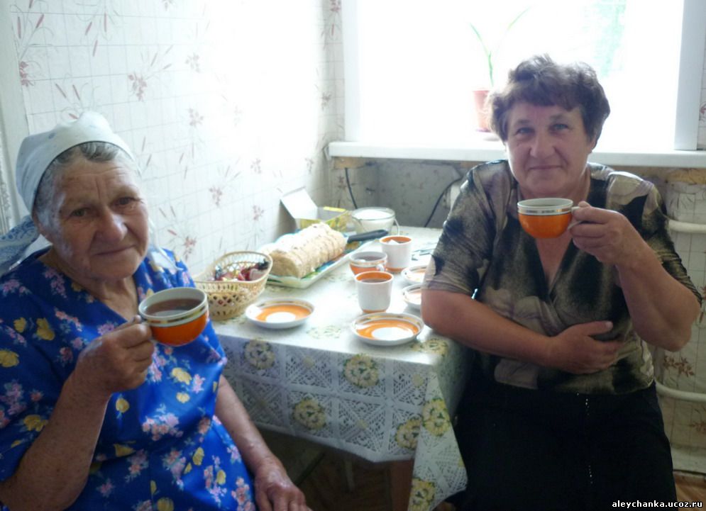 Первые новоселья